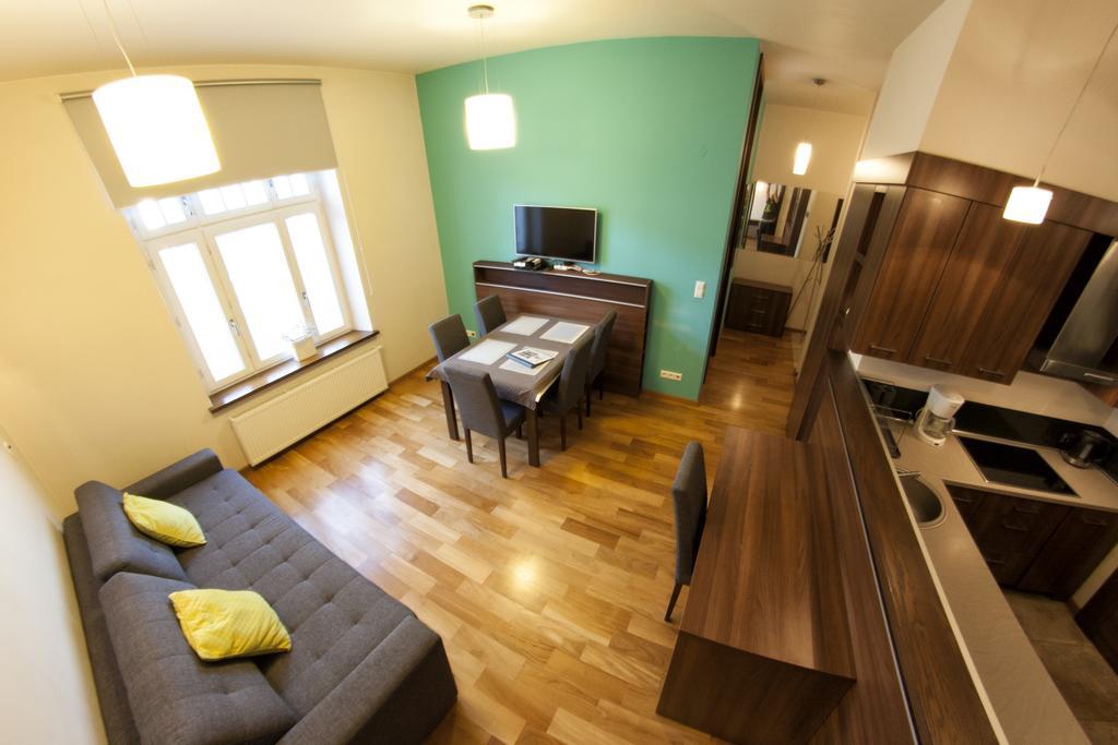 Yourplace Central Apartments Krakau Buitenkant foto