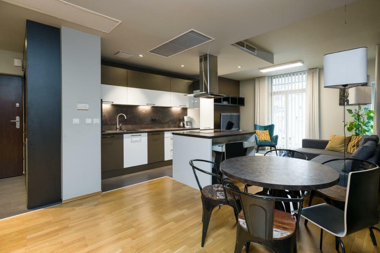 Yourplace Central Apartments Krakau Buitenkant foto